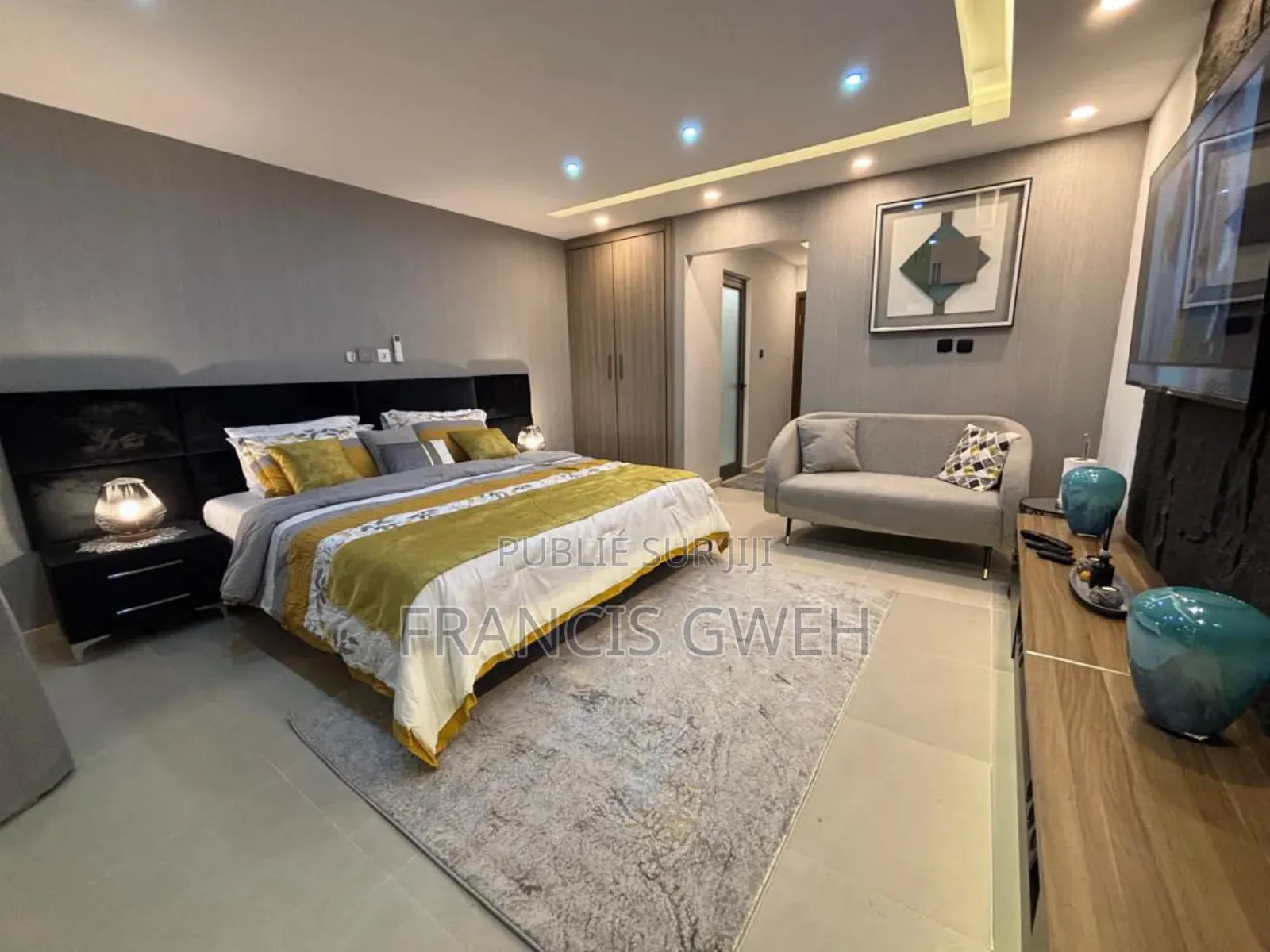 Furnished 1chbre Studio dans Francis Gweh, Cocody à Louer