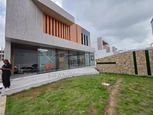 6chbre Duplex dans Francis Gweh, Cocody à Louer