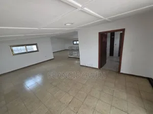 6chbre Duplex dans Francis Gweh, Cocody à Louer