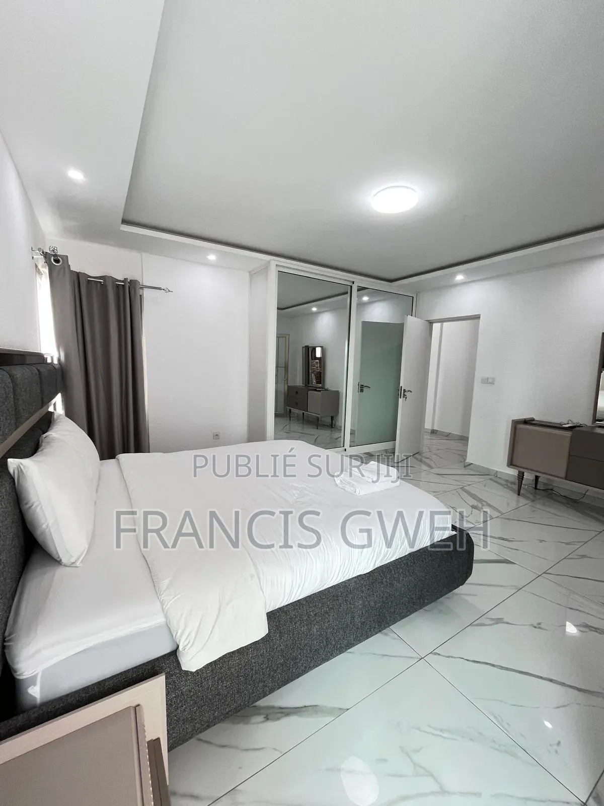 Furnished 3chbre Appartement dans Francis Gweh, Cocody à Louer