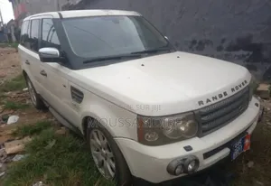 Land Rover Range Rover Sport HSE 4x4 (4.4L 8cyl 6A) 2007 Blanc