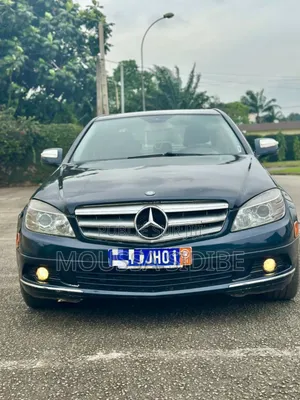 Photo - Mercedes-Benz C300 Luxury Sedan AWD (3.0L 6cyl 7A) 2009 Blue