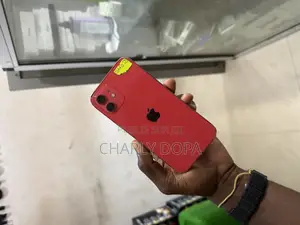 Apple iPhone 12 64 GB Rouge
