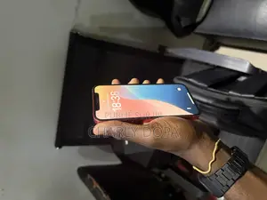 Apple iPhone 12 64 GB Rouge