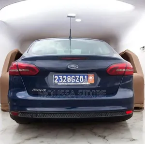 Ford Focus S Sedan FWD (2.0L 4cyl 5M) 2016 Blue