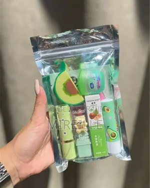 Gloss a Lèvre Incolore Et Hydratant