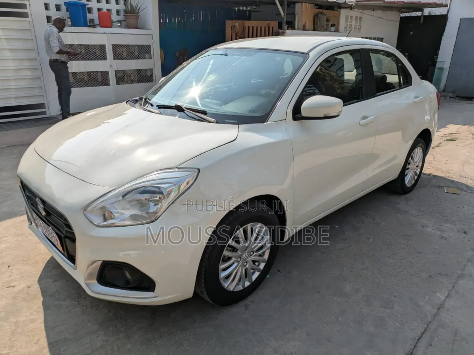 Suzuki Dzire 2024 Blanc