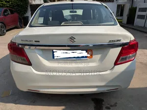 Suzuki Dzire 2024 Blanc