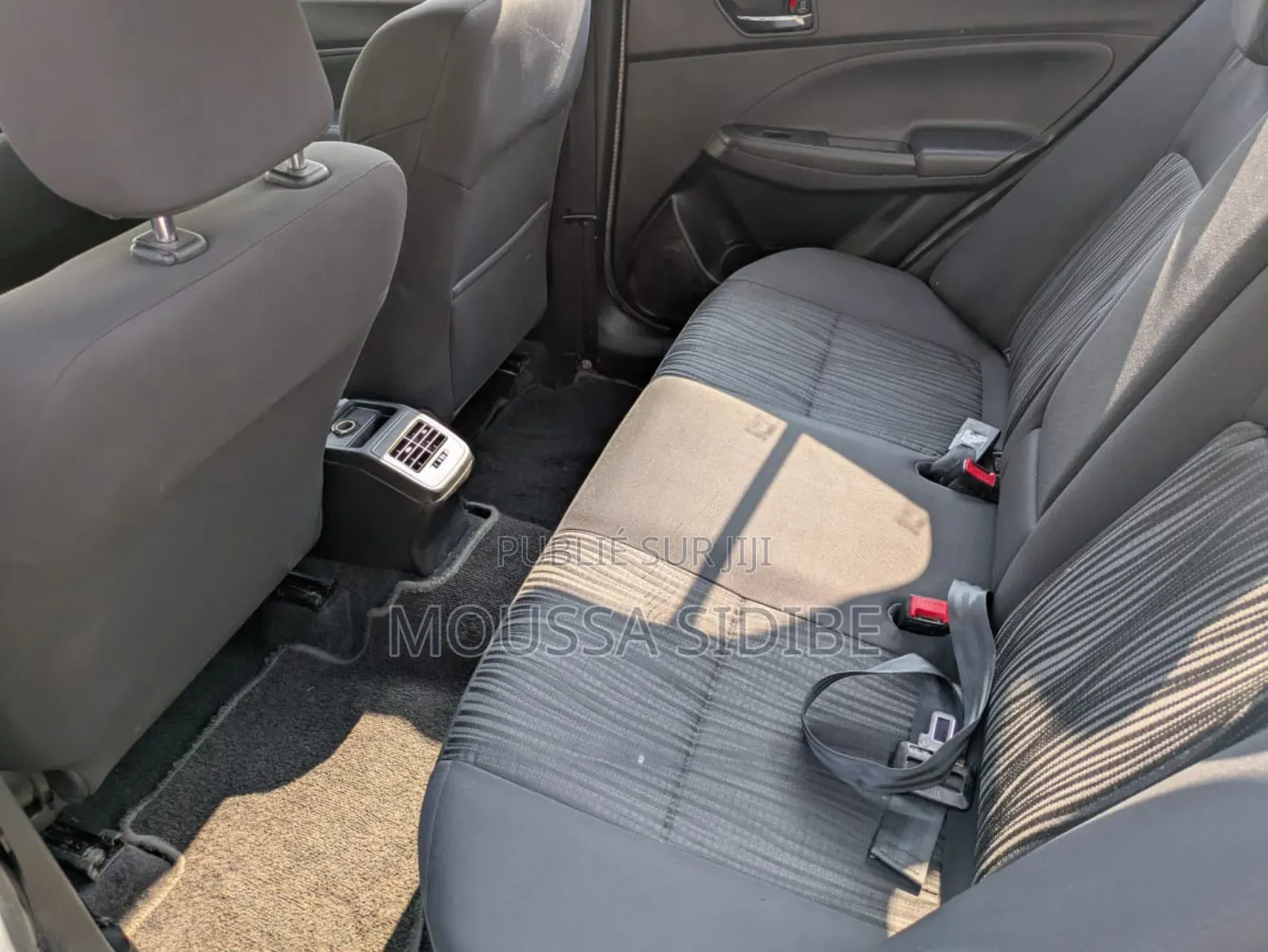 Suzuki Dzire 2024 Blanc