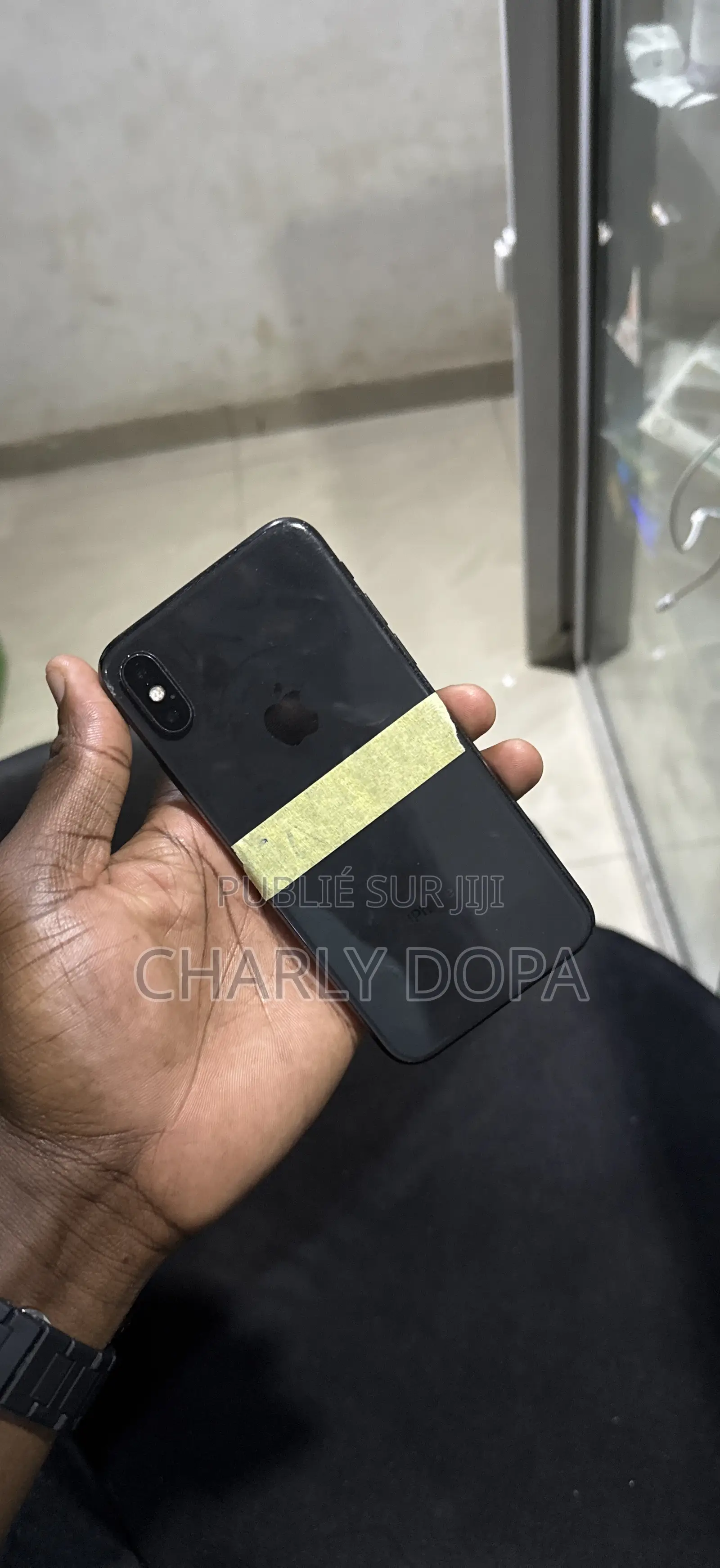 Apple iPhone X 64 GB Black