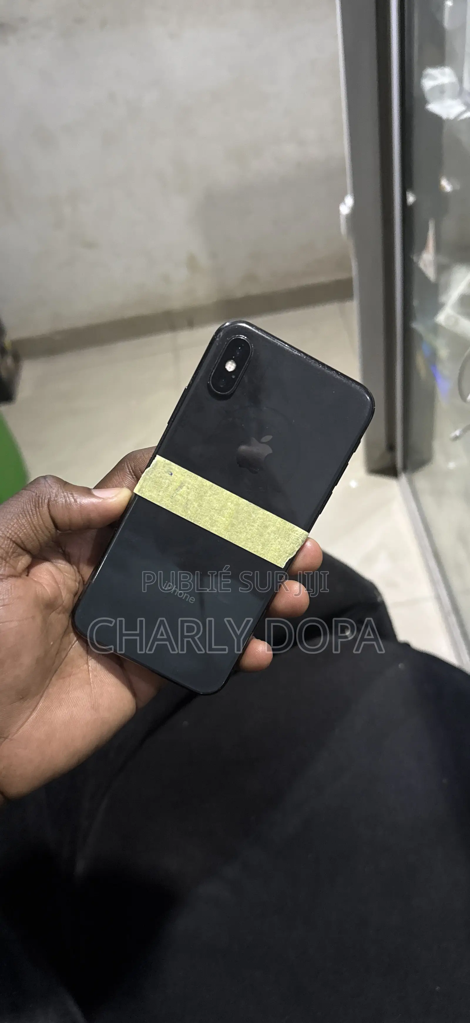 Apple iPhone X 64 GB Black