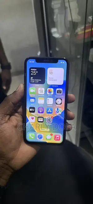 Photo - Apple iPhone X 64 GB Black