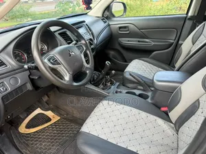 Mitsubishi L200 2020 Black