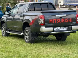 Mitsubishi L200 2020 Black