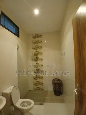 1chbre Appartement dans Mockeyville,, Grand-Bassam à Louer