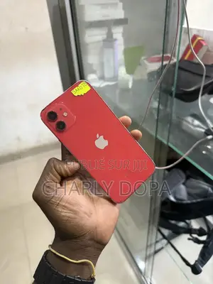Apple iPhone 12 64 GB Rouge