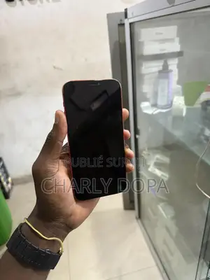 Apple iPhone 12 64 GB Rouge