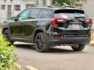 GMC Terrain 2022 Black