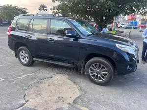 Toyota Land Cruiser Prado 2016 Black