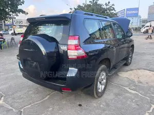 Toyota Land Cruiser Prado 2016 Black