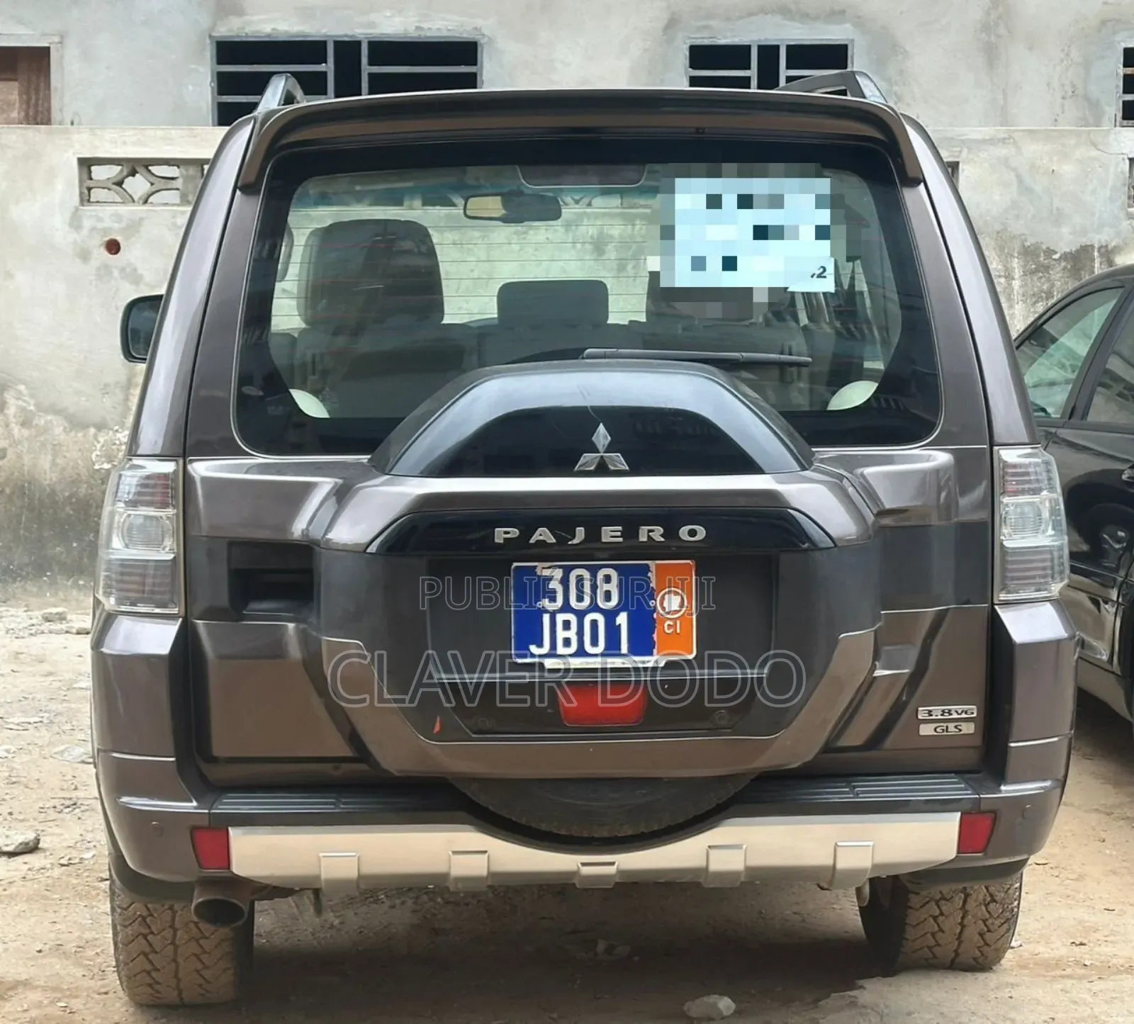 Mitsubishi Pajero 2017 Gris