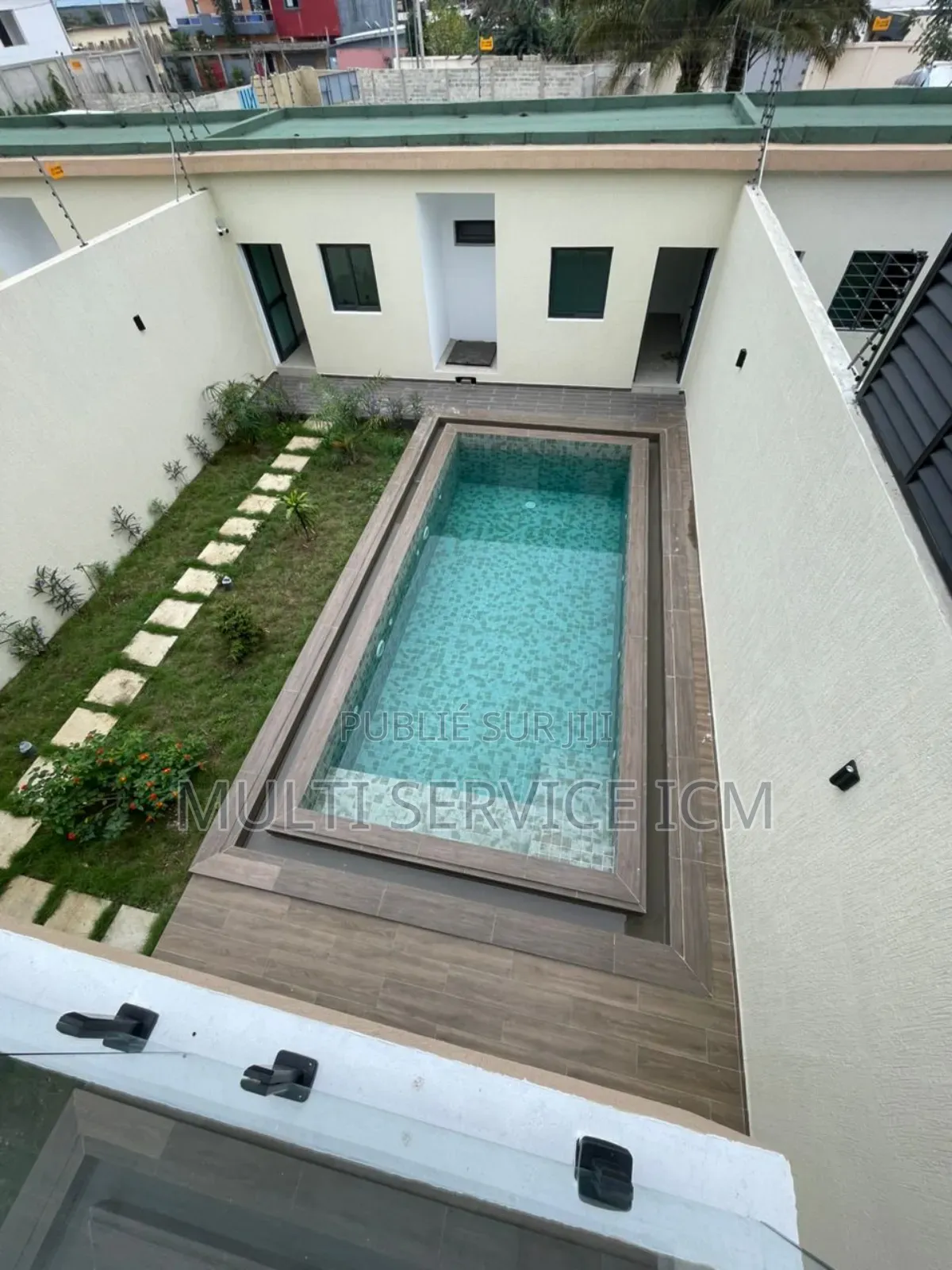 6chbre Duplex dans Ismaël Coulibaly, Cocody à Vendre