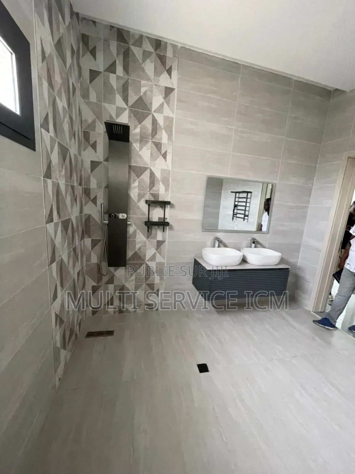 6chbre Duplex dans Ismaël Coulibaly, Cocody à Vendre