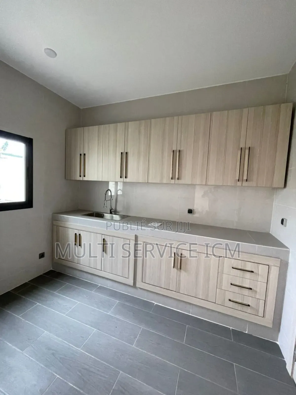 6chbre Duplex dans Ismaël Coulibaly, Cocody à Vendre