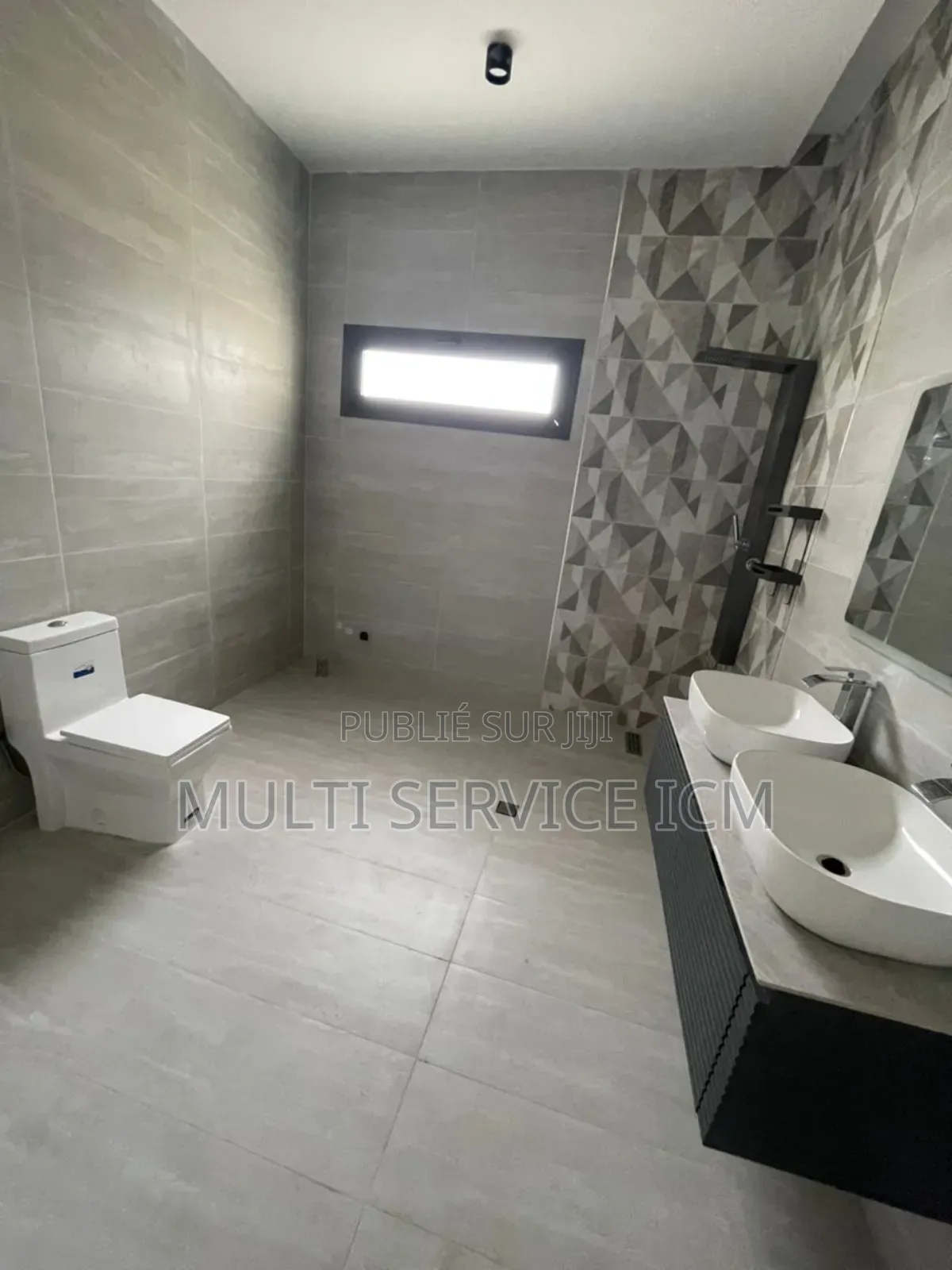 6chbre Duplex dans Ismaël Coulibaly, Cocody à Vendre