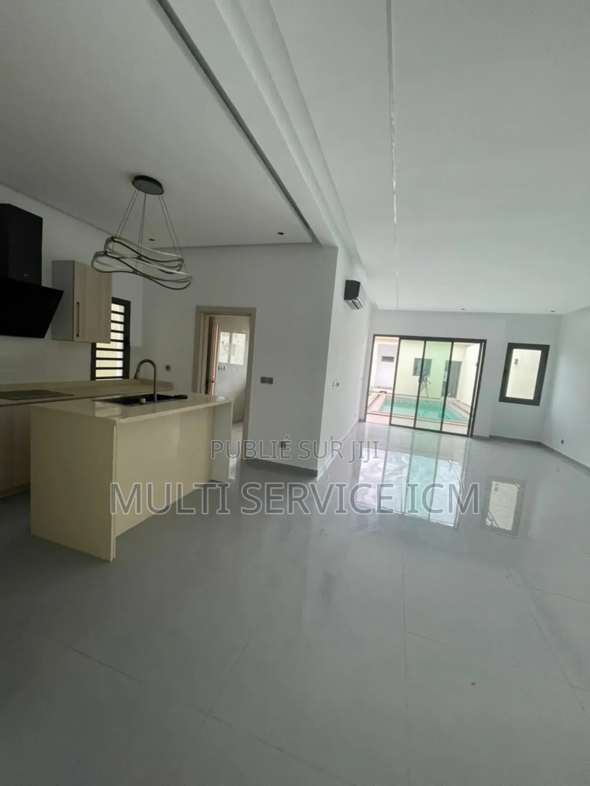 6chbre Duplex dans Ismaël Coulibaly, Cocody à Vendre