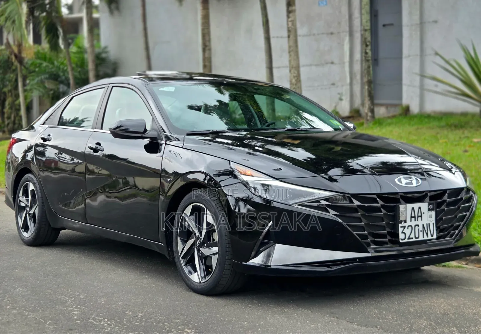 Hyundai Elantra 2024 Noir Mat