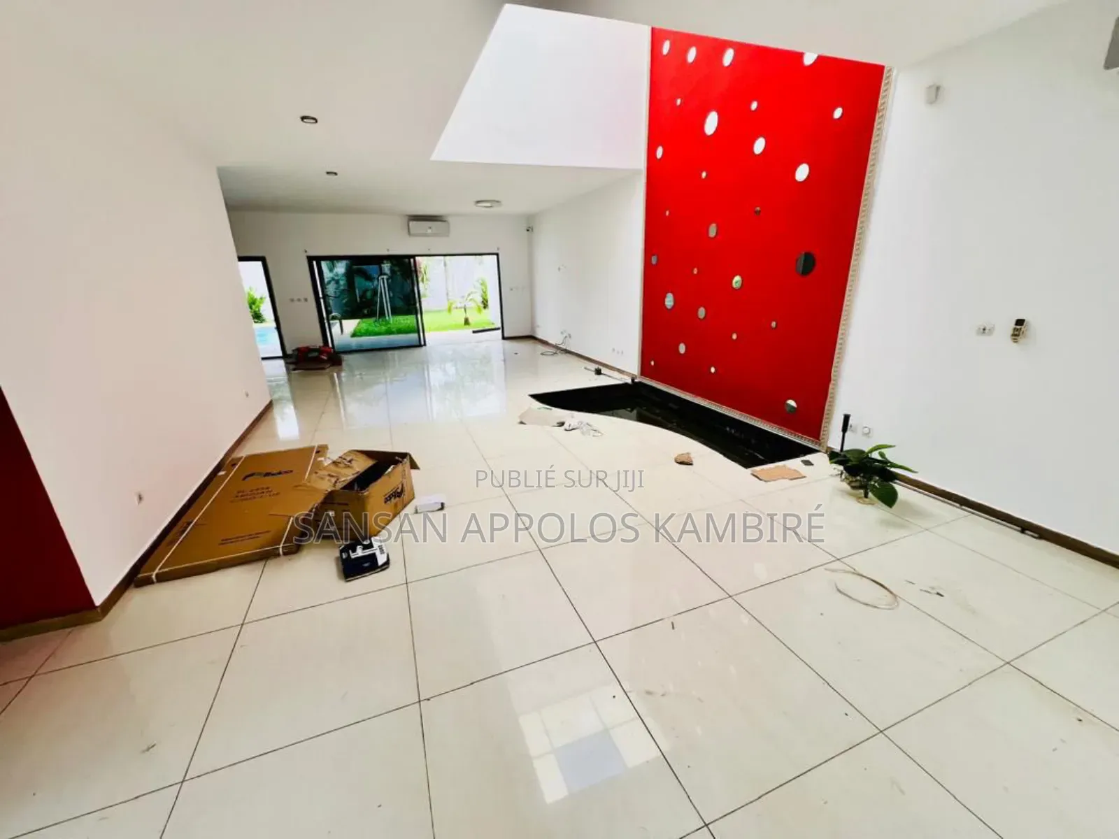 5chbre Duplex dans Une Excellente Villa, Cocody à Vendre