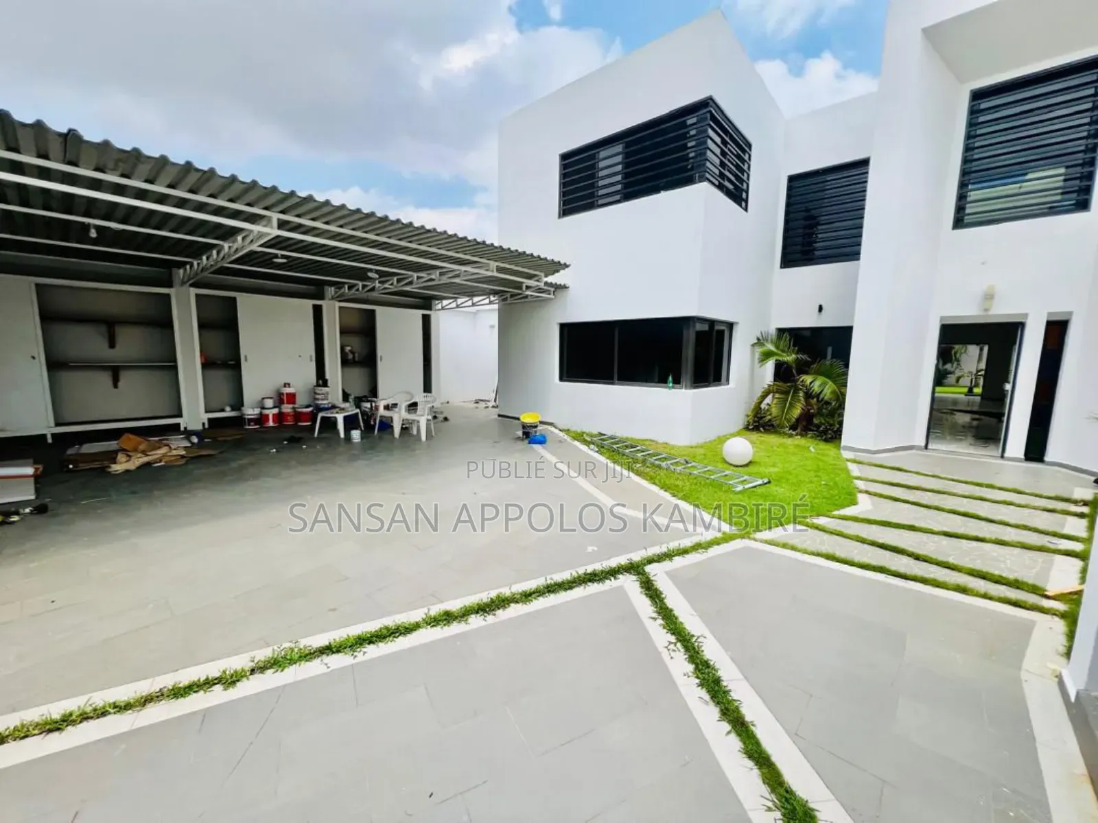 5chbre Duplex dans Une Excellente Villa, Cocody à Vendre