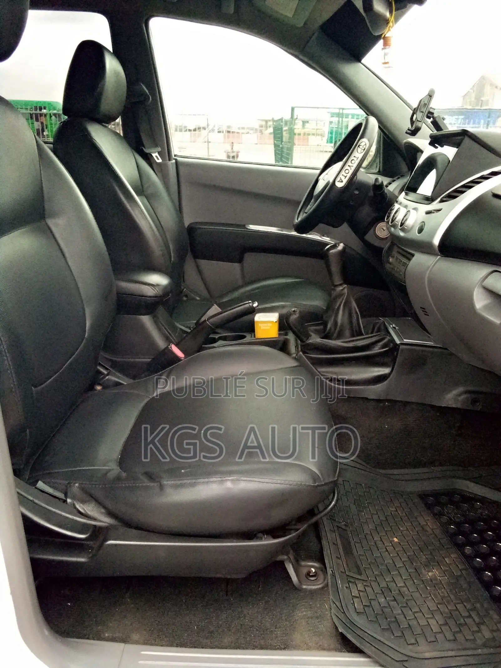 Mitsubishi L200 Double Cab 2.5 136hp 4WD 2010 Blanc