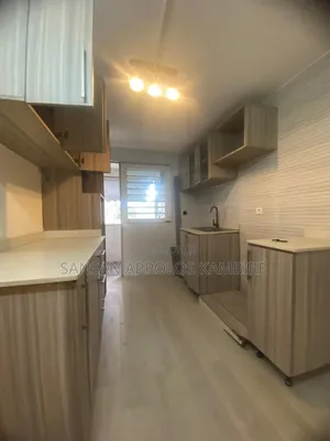 3chbre Appartement dans Appartement De Très, Cocody à Vendre