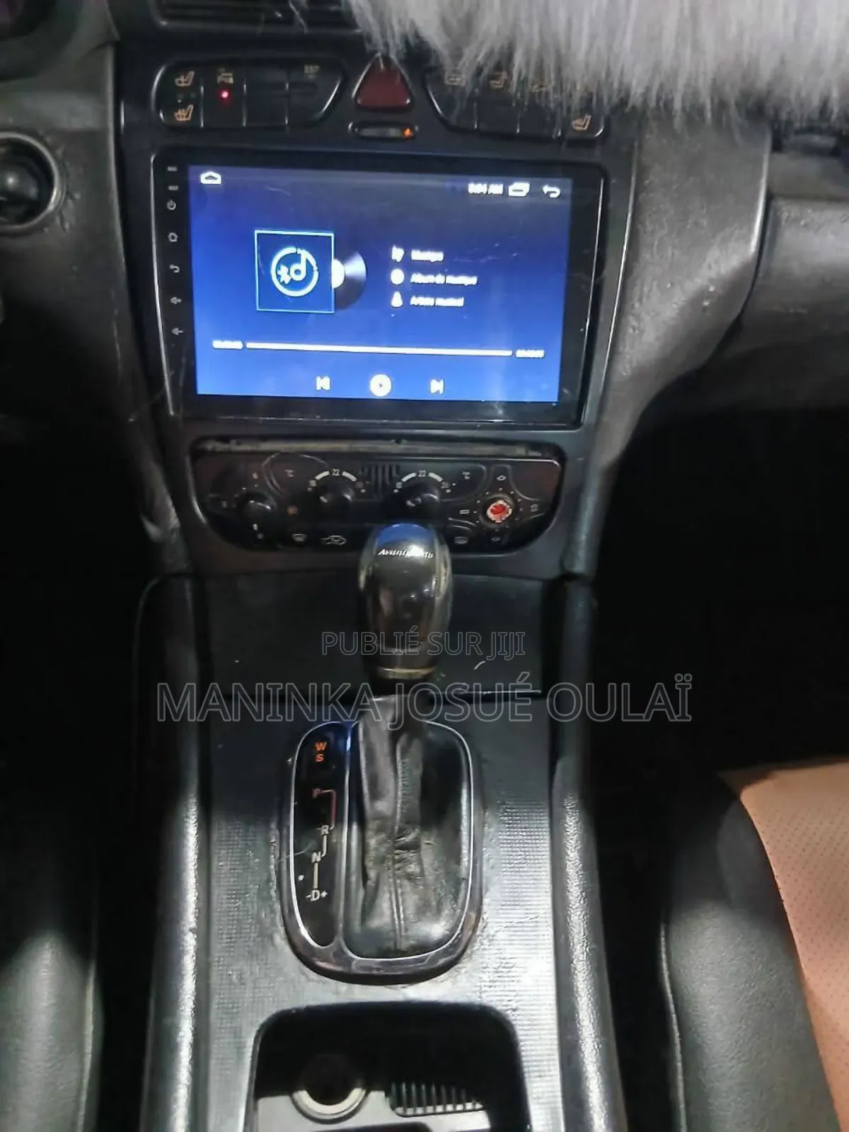 Mercedes-Benz C200 2011 Black