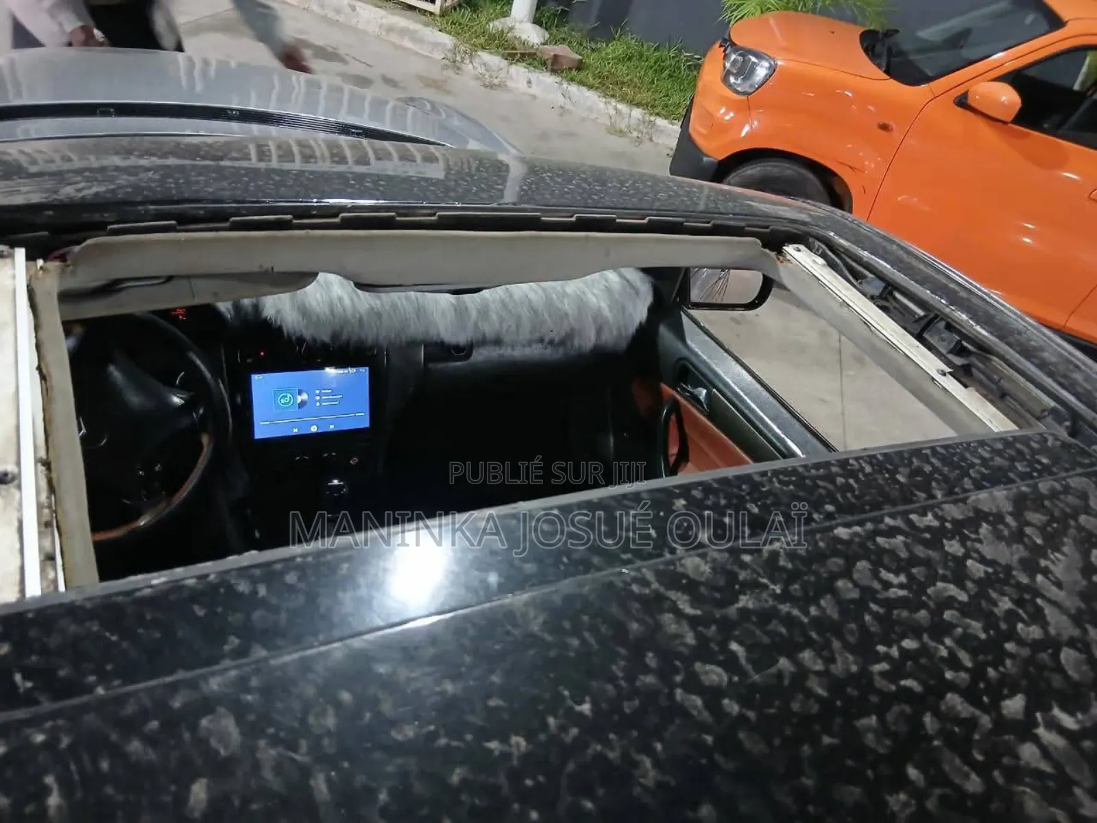 Mercedes-Benz C200 2011 Black