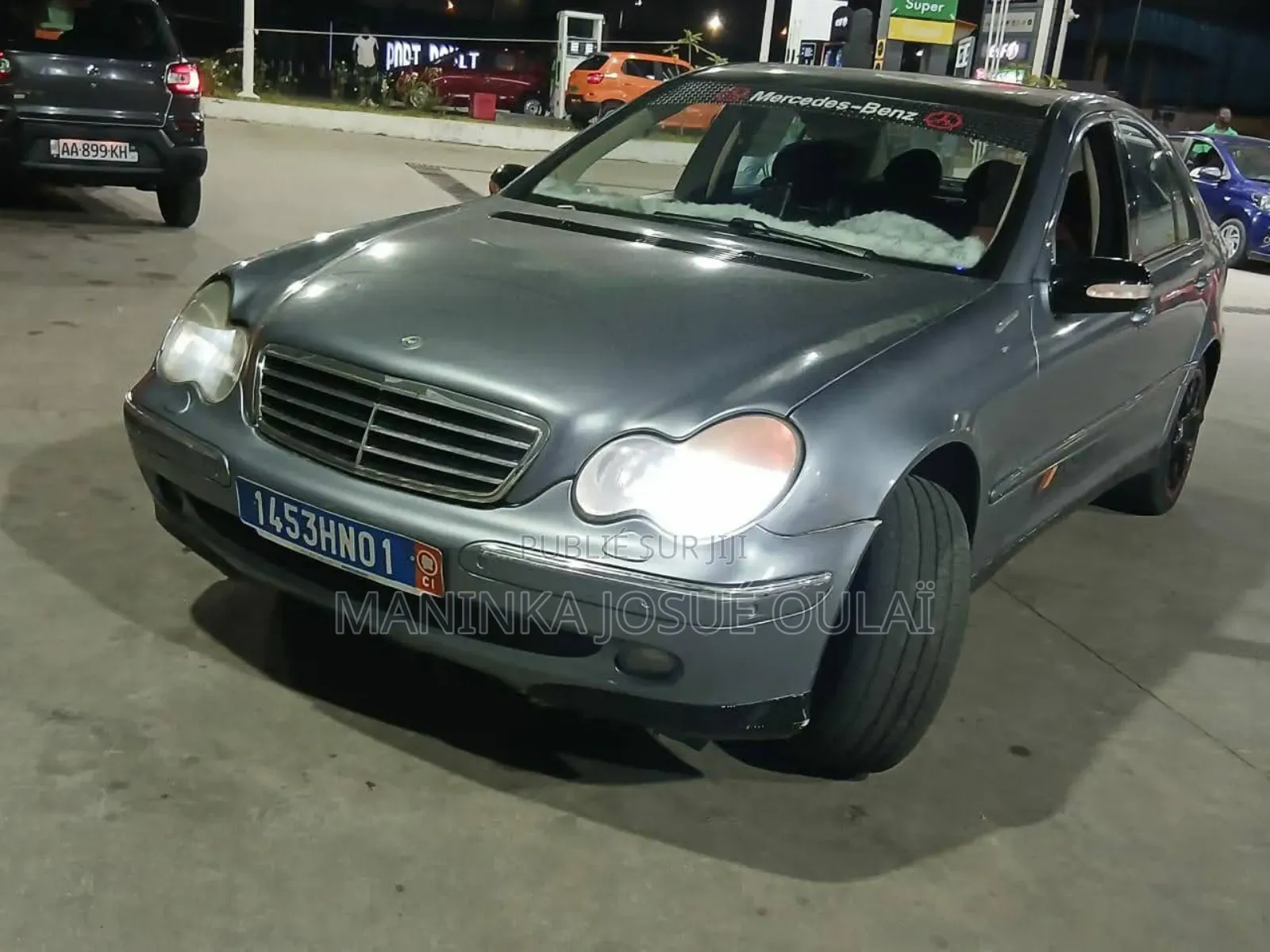 Mercedes-Benz C200 2011 Black