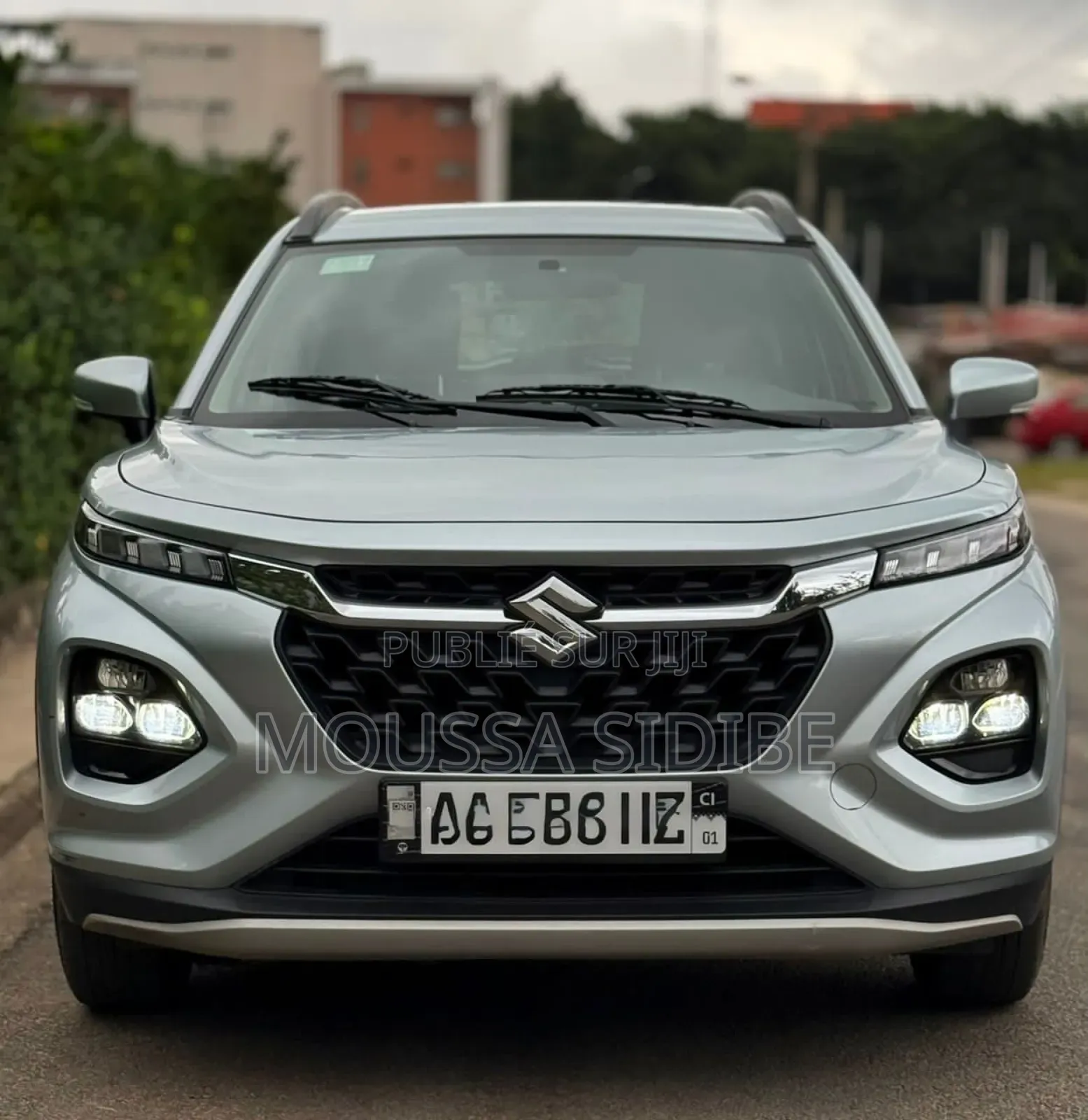 New Suzuki Vitara 2024 Gris