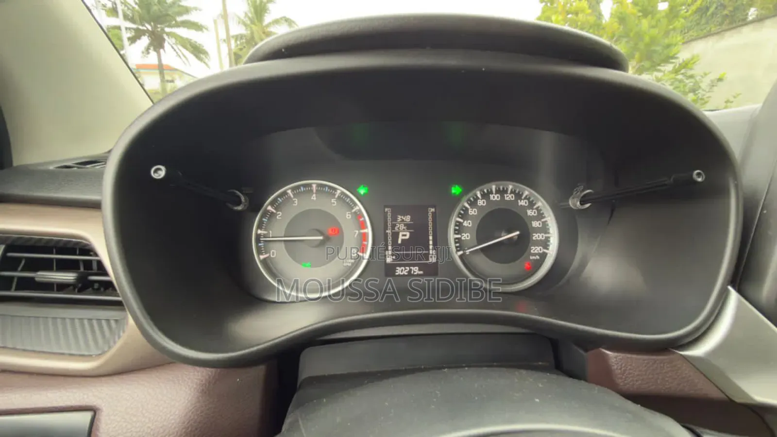 New Suzuki Vitara 2024 Gris