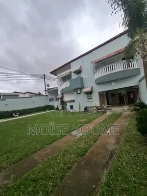 Photo - En Vente De 2 Lle Génération De 5 Pièces De Haut Standing À