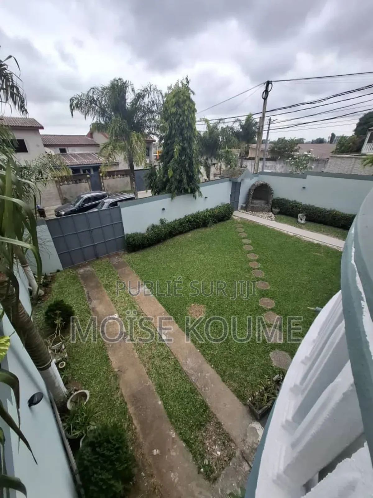 En Vente De 2 Lle Génération De 5 Pièces De Haut Standing À