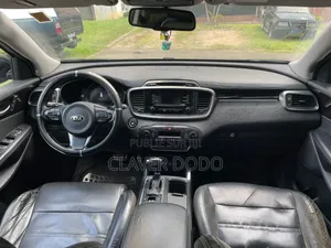 Kia Sorento 4dr SUV 2016 Black