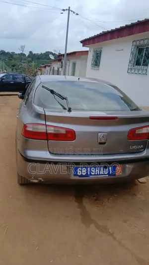 Renault Laguna 2004 Gris