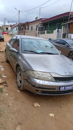 Renault Laguna 2004 Gris