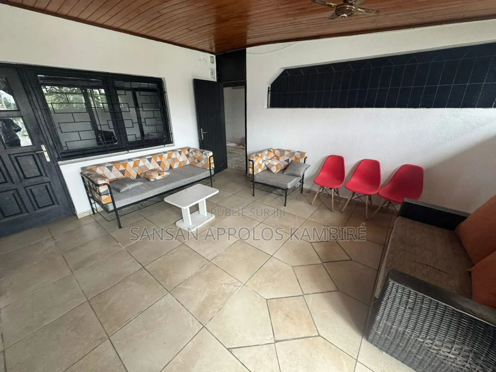 3chbre Villa dans Une Bonne Villa, Cocody à Vendre