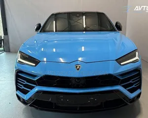Photo - Lamborghini Urus 2022 Argenté