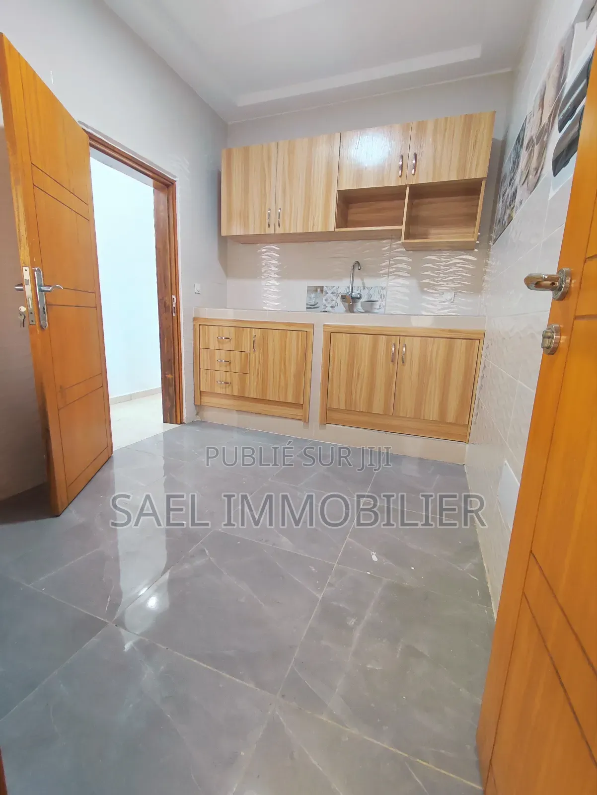 2chbre Appartement dans Cocody à Vendre