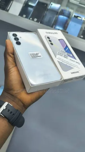 Photo - New Samsung Galaxy A15 5G 128 GB Blue