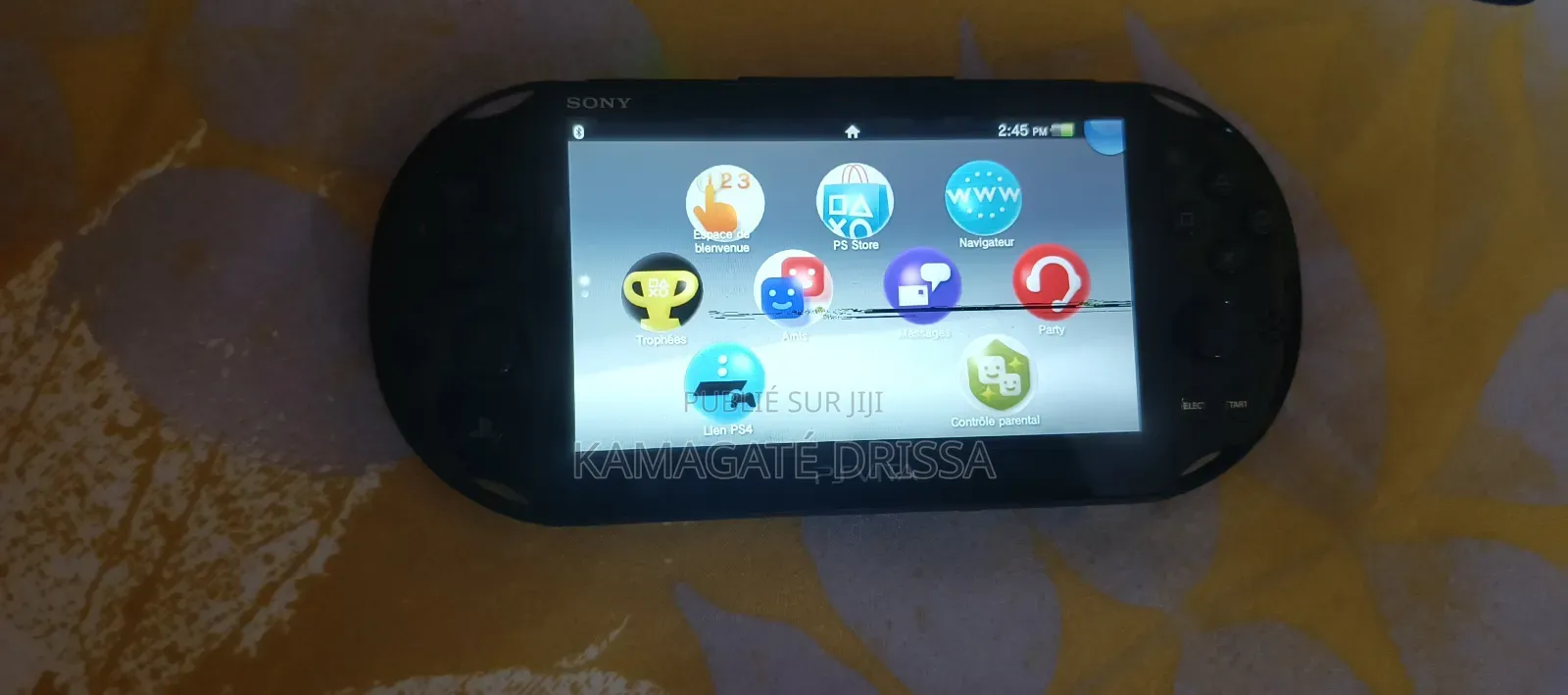 En Vente Ps Vita Non Craqué